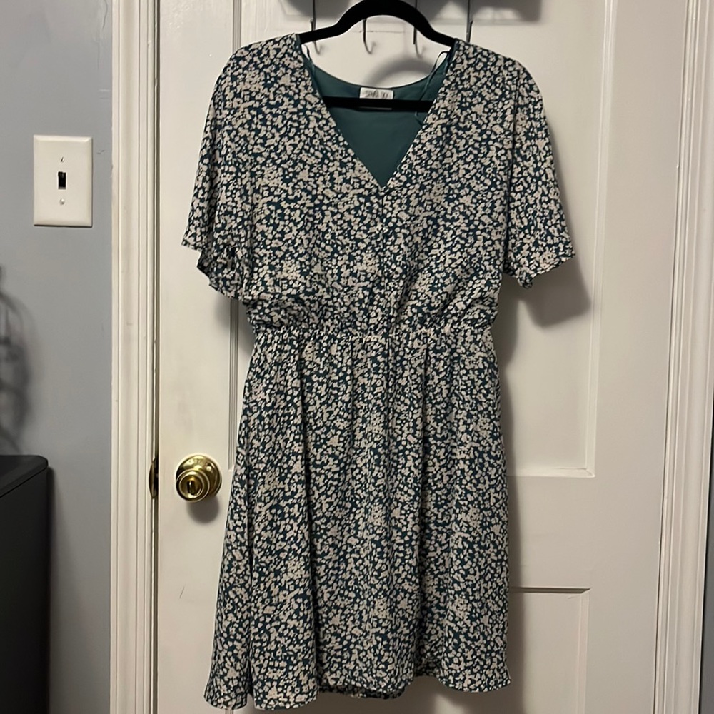 Sienna sky dress size medium